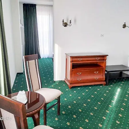 Green Park Boutique 4*